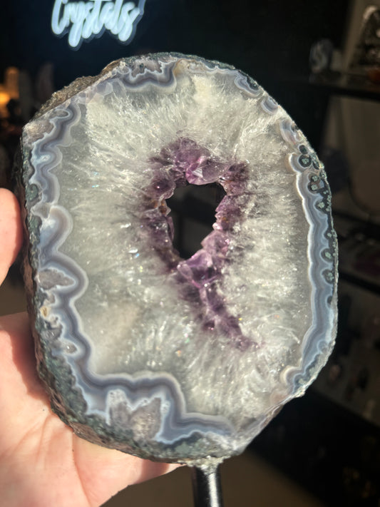 amethyst portal on stand