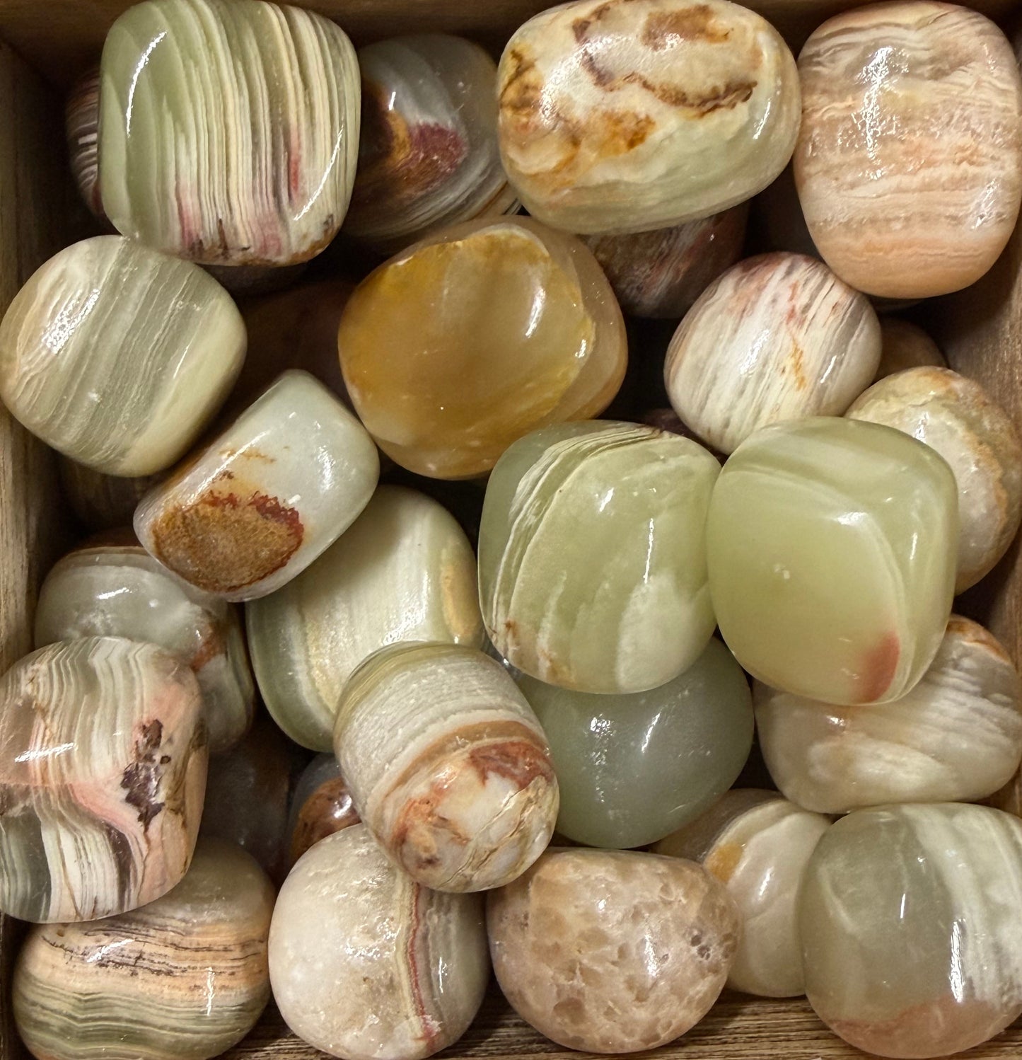 green onyx tumbles