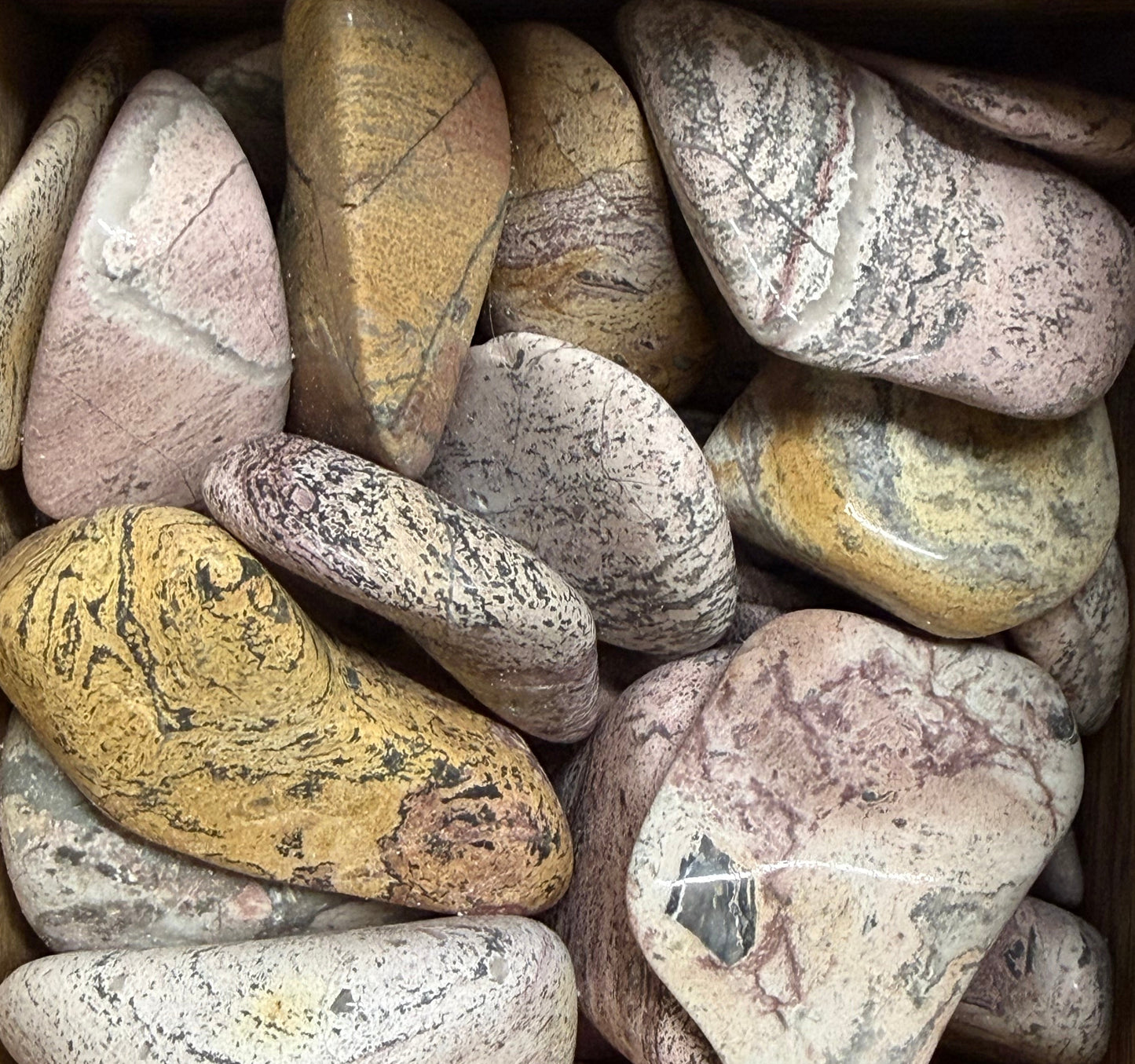 golden queen rhyolite tumbles