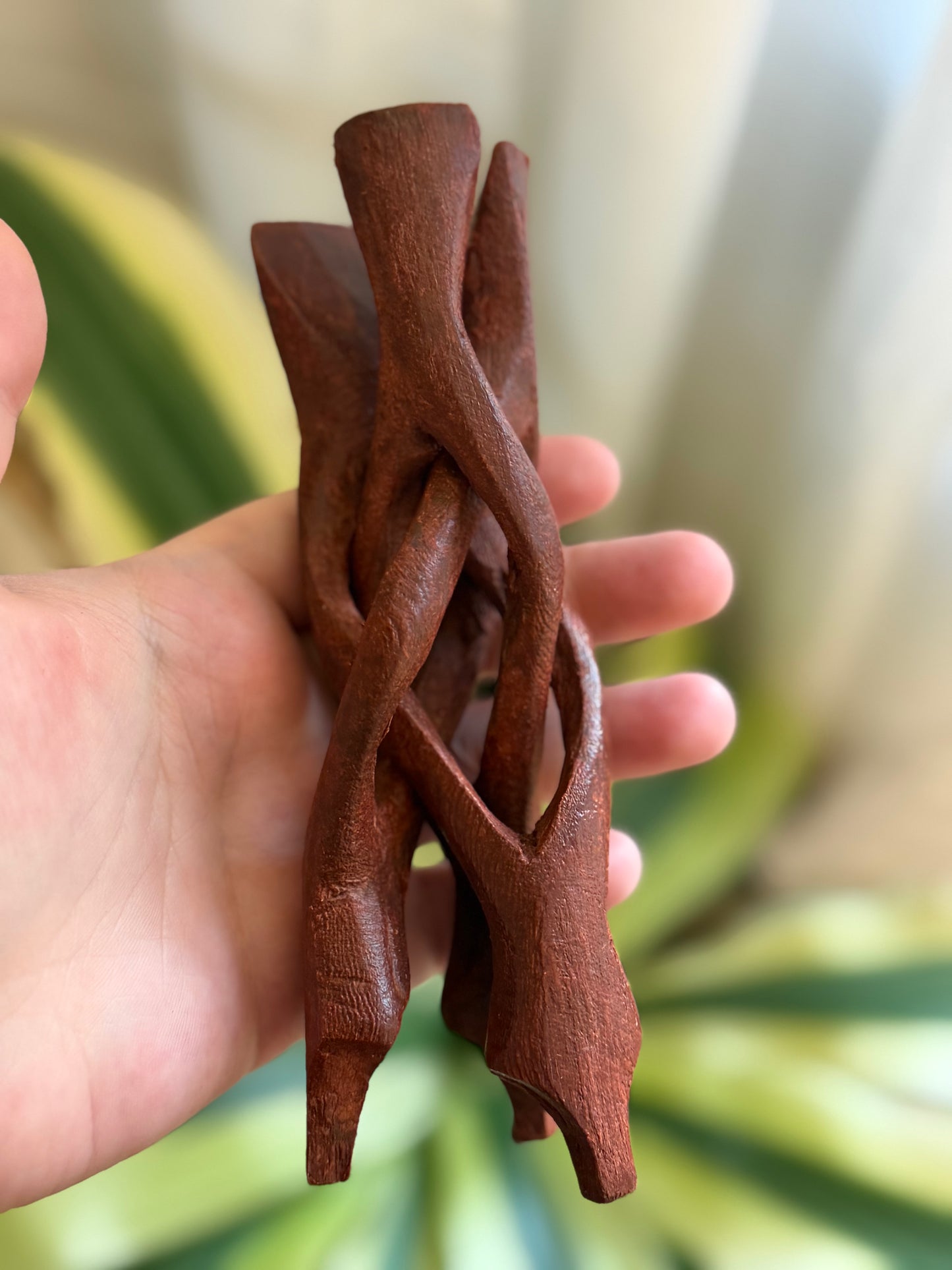 wooden tripod 6"