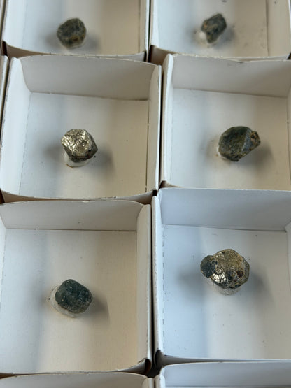 montana sapphire specimen