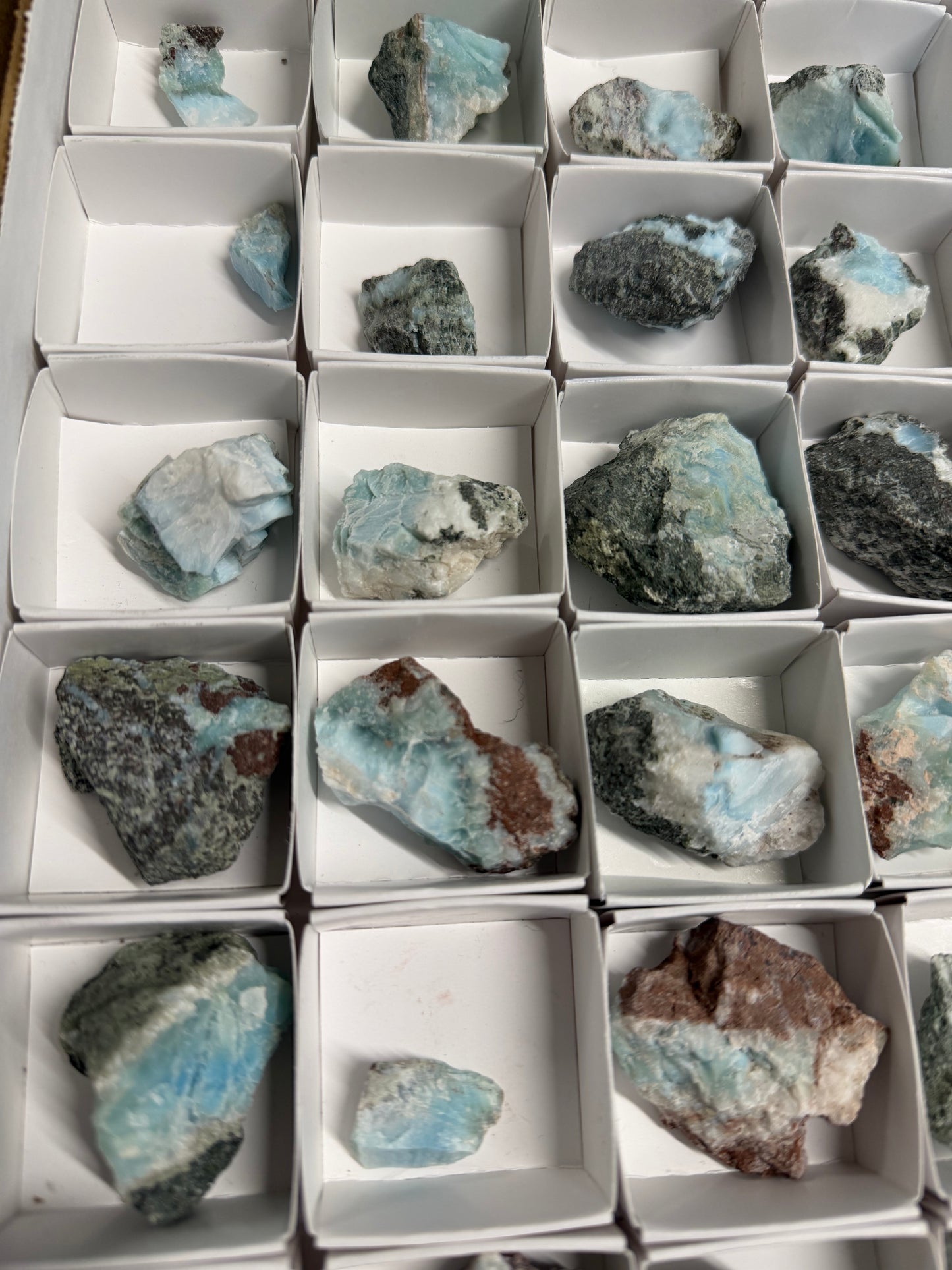raw larimar