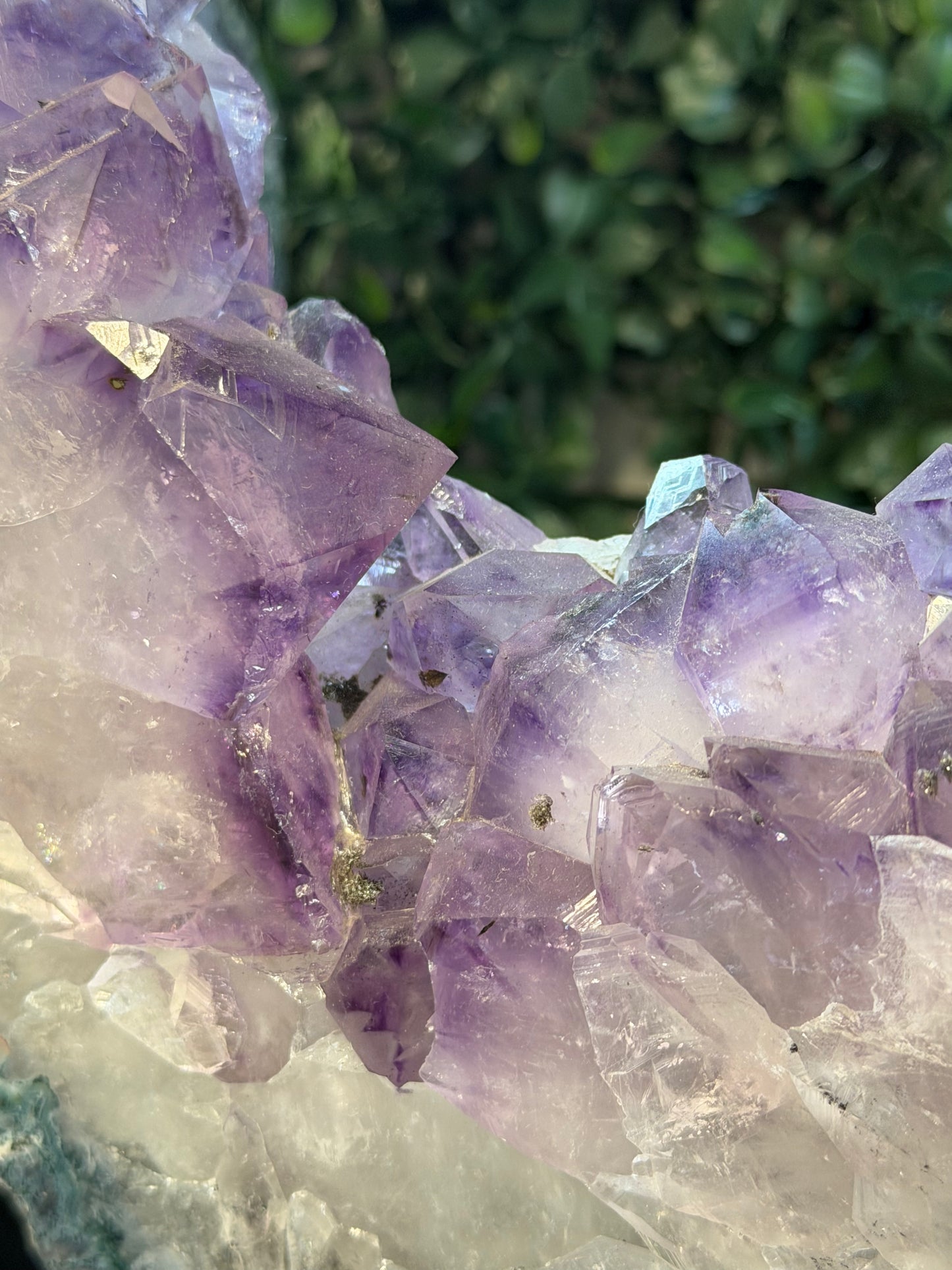 XL amethyst portal on stand