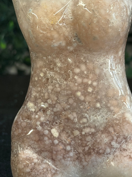 pink amethyst goddess body | HQ