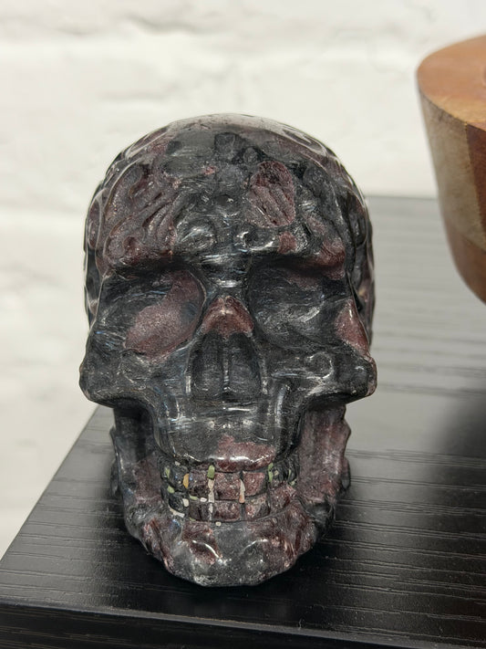 garnet sugar skull